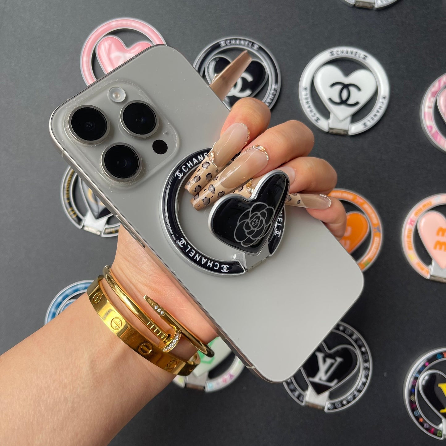 Fancy Creative Design MagSafe Holder (2Pcs)