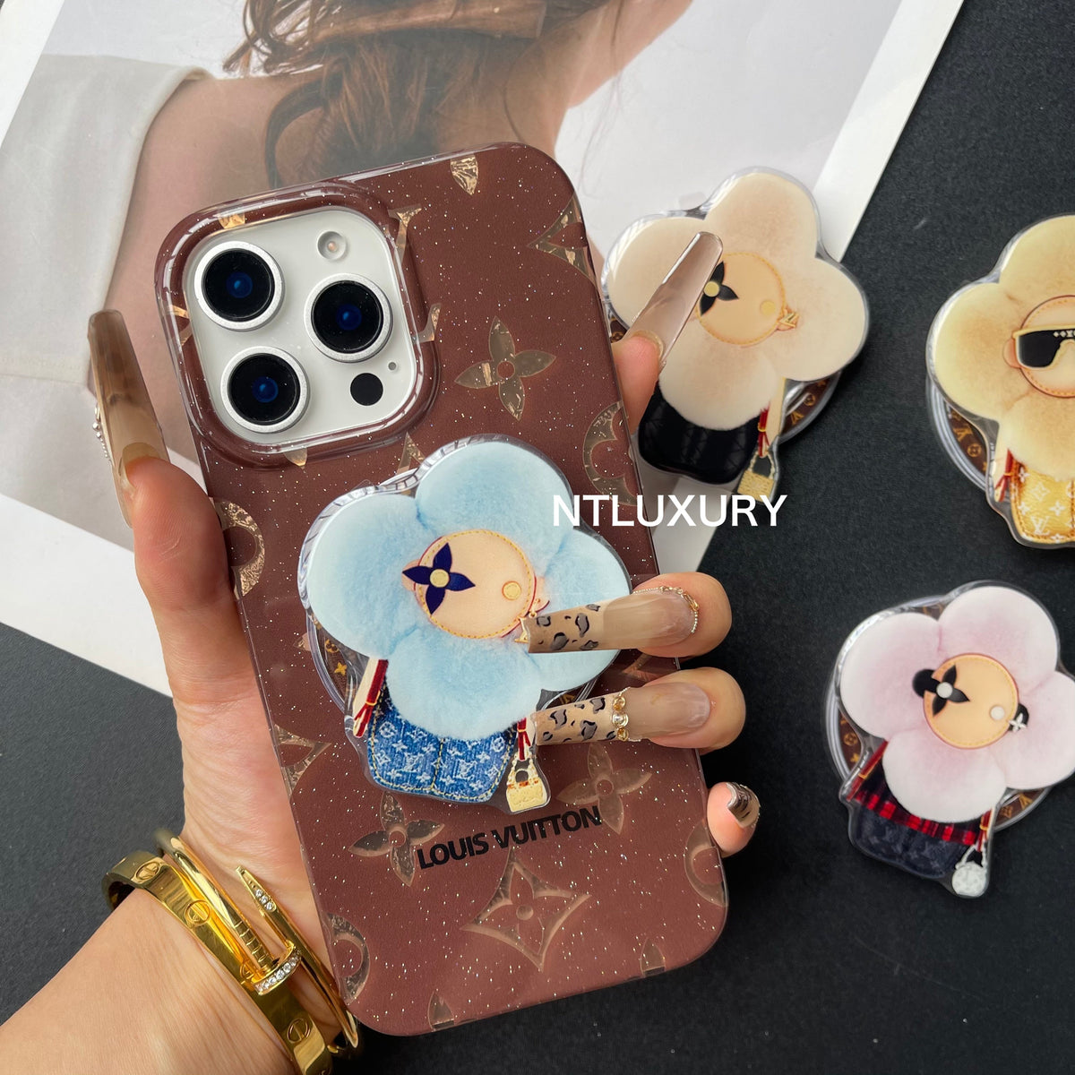 Colorful Design MagSafe Phone Case with Holder (Brown)