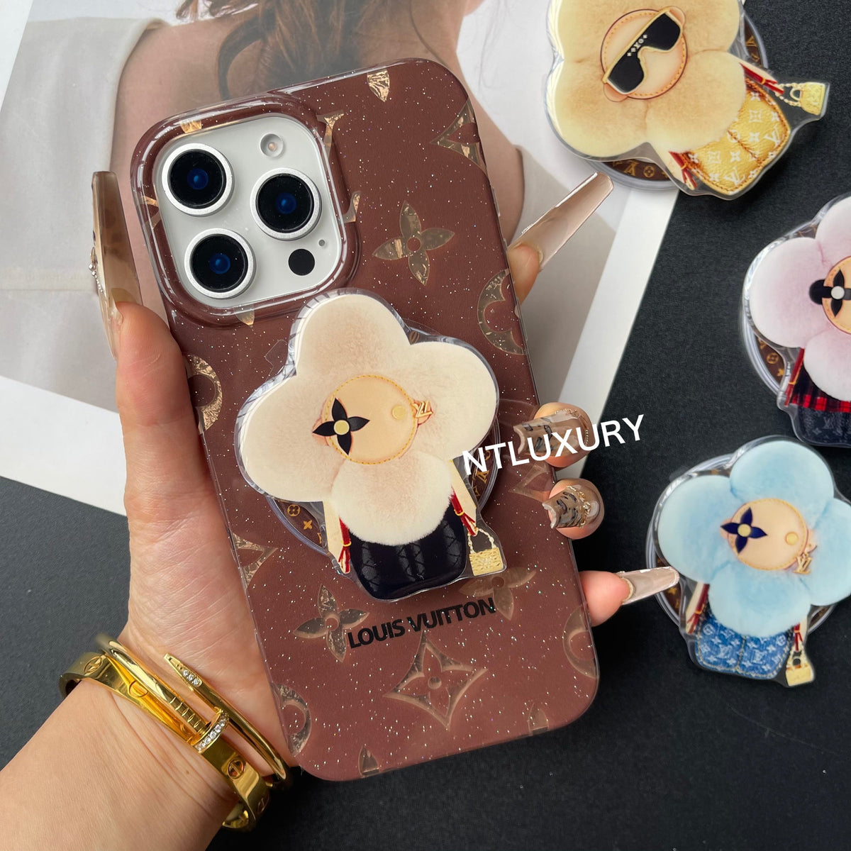 Colorful Design MagSafe Phone Case with Holder (Brown)