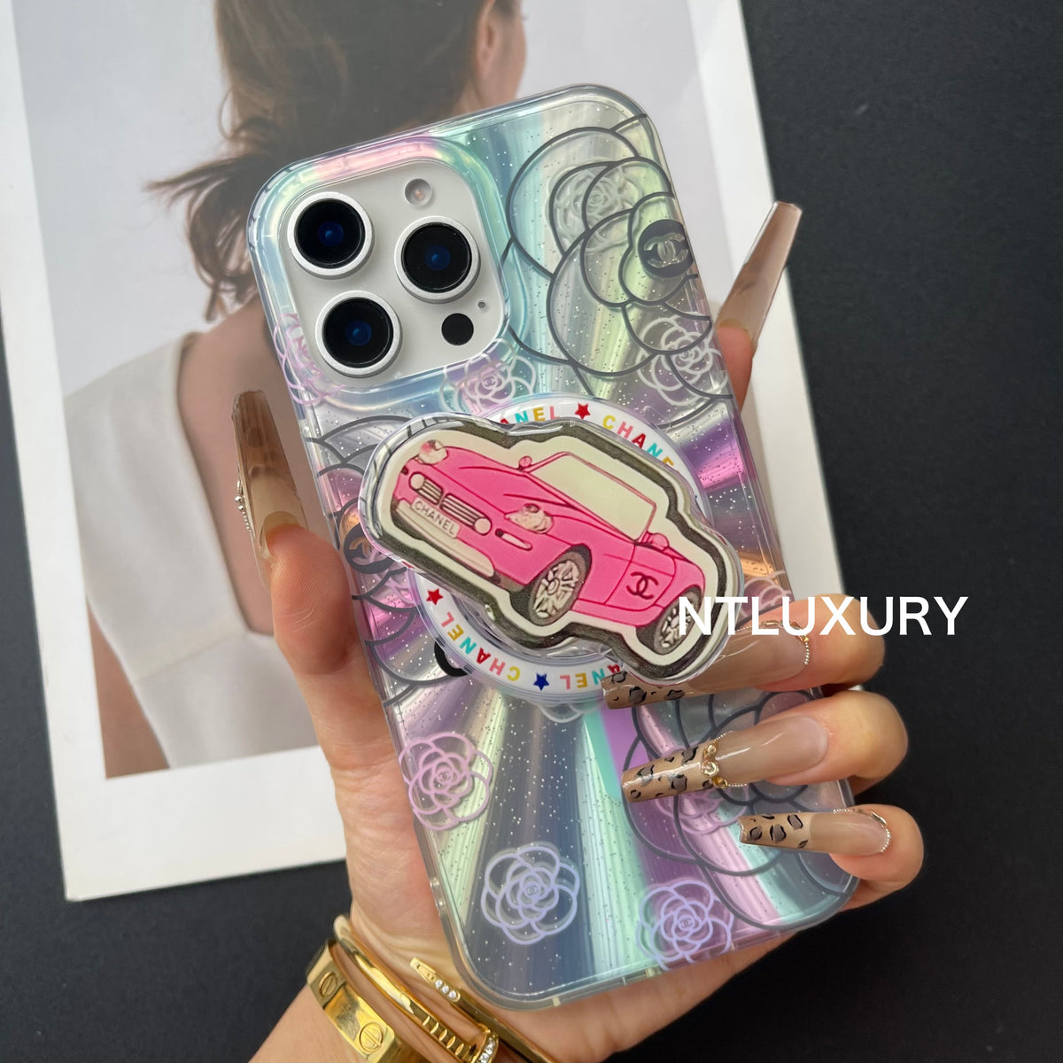 Coque de téléphone Magsafe Laser Car Girl avec support Magsafe