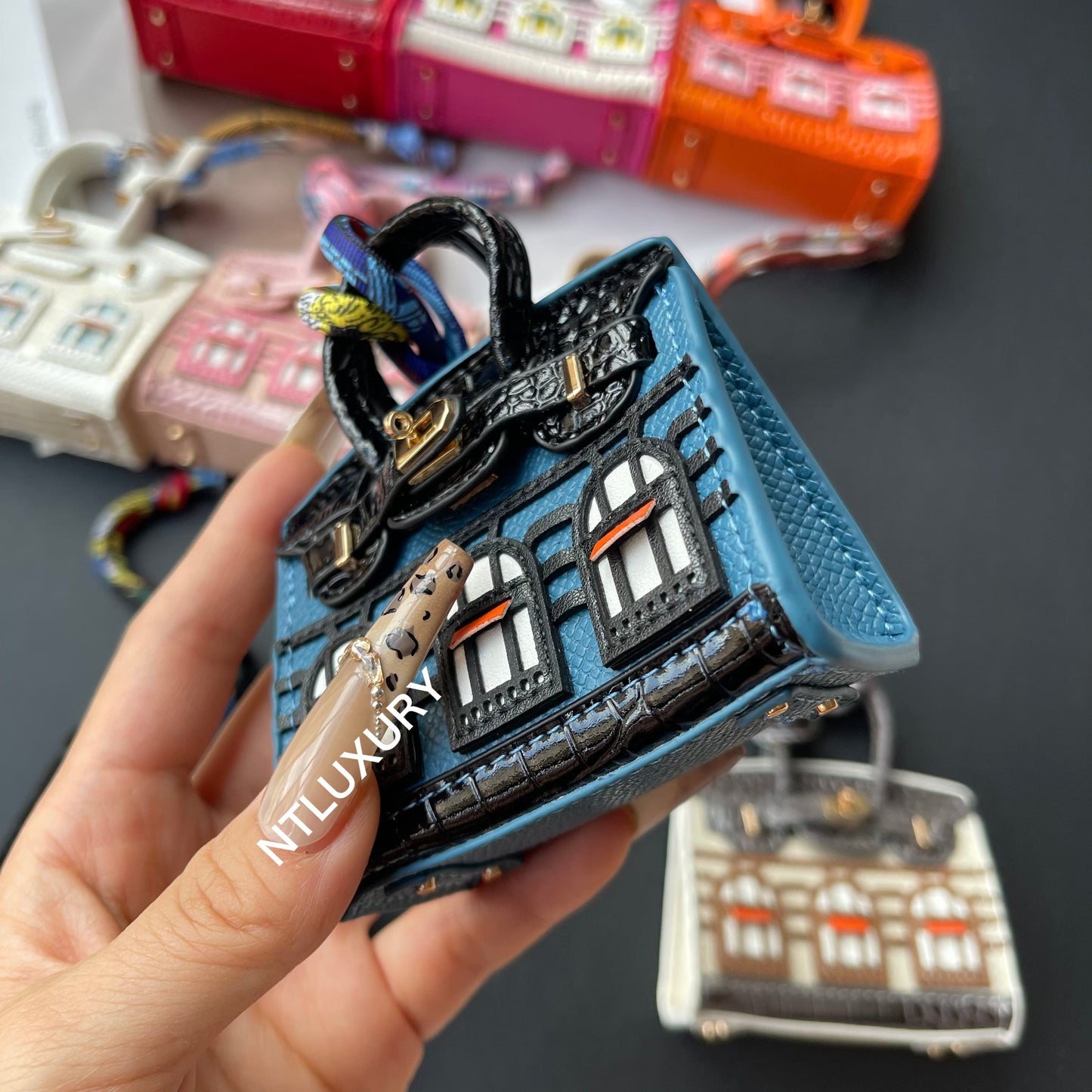 Cute Mini House Pendant (Blue)