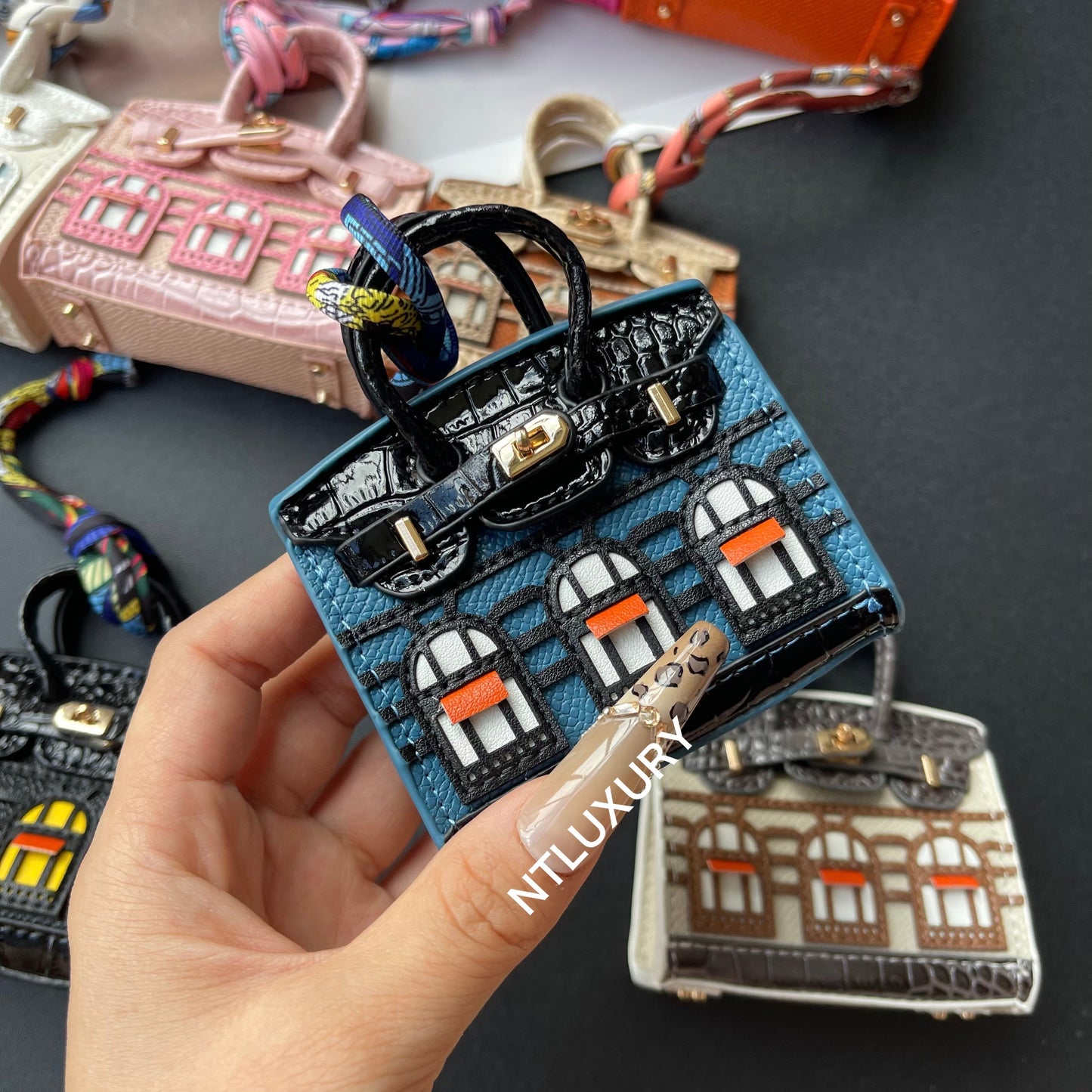 Cute Mini House Pendant (Blue)