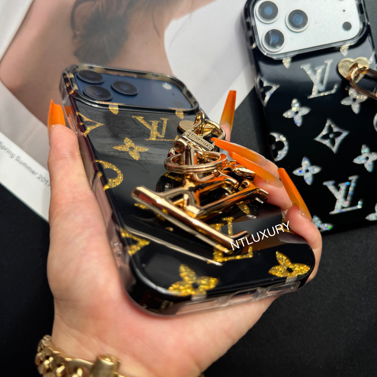 Golden Time to  Love Phone Case with Pendant