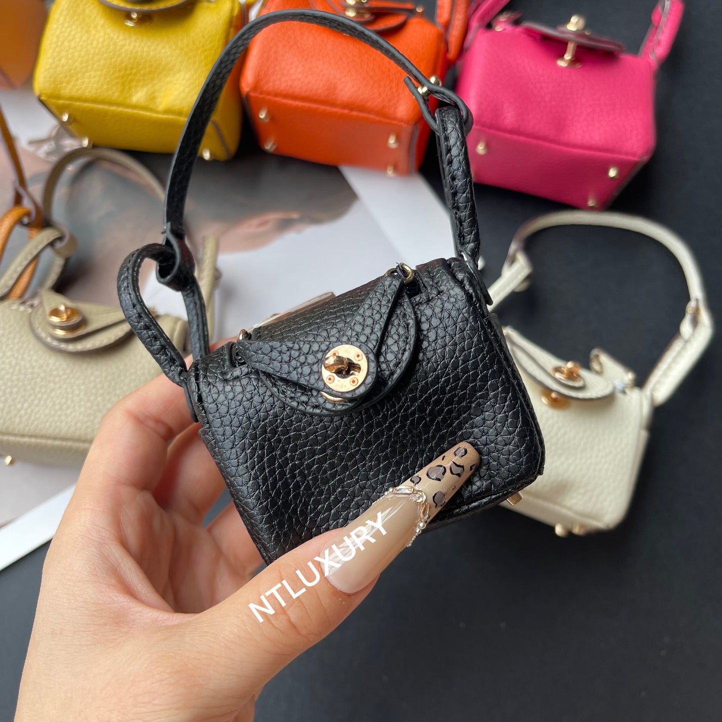 Cute Leendy Girl Minimum Cute Pendant