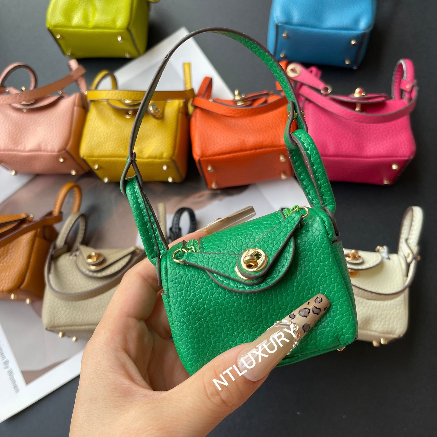 Cute Leendy Girl Minimum Cute Pendant