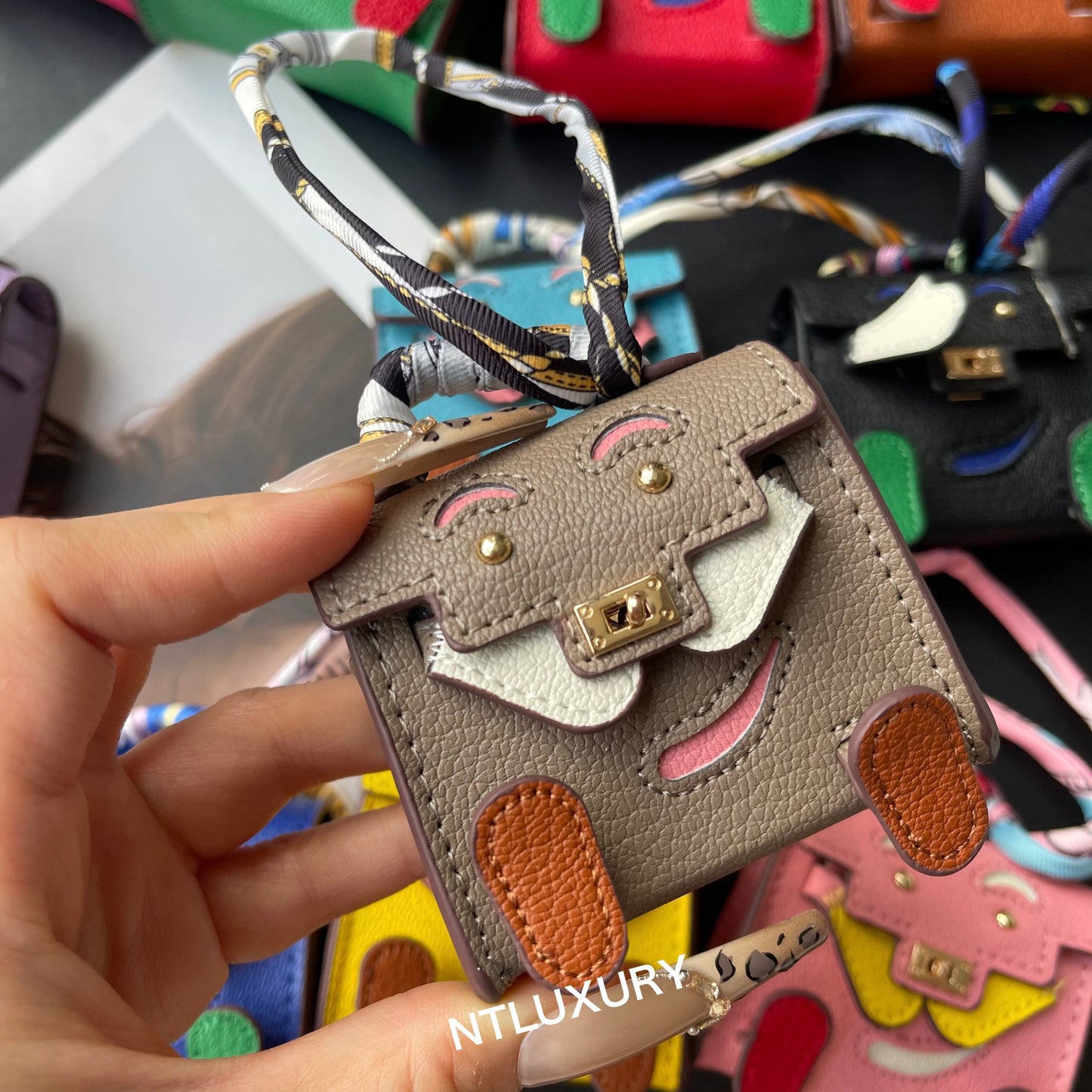 Cute Doll Minimum Cute Pendant (Grey)