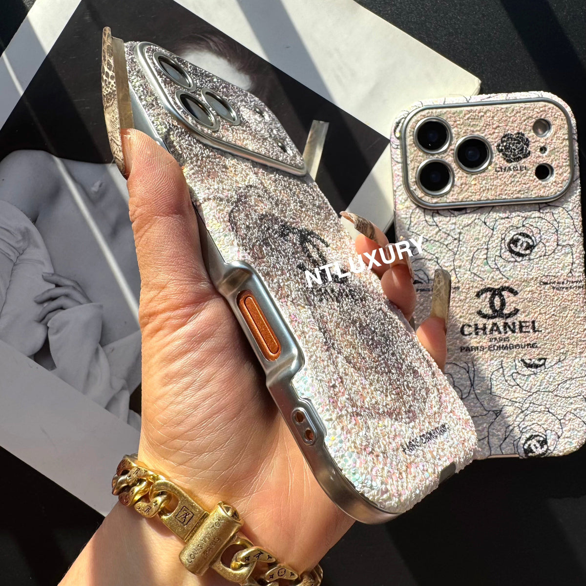 CC Shining Light Girl Phone Case