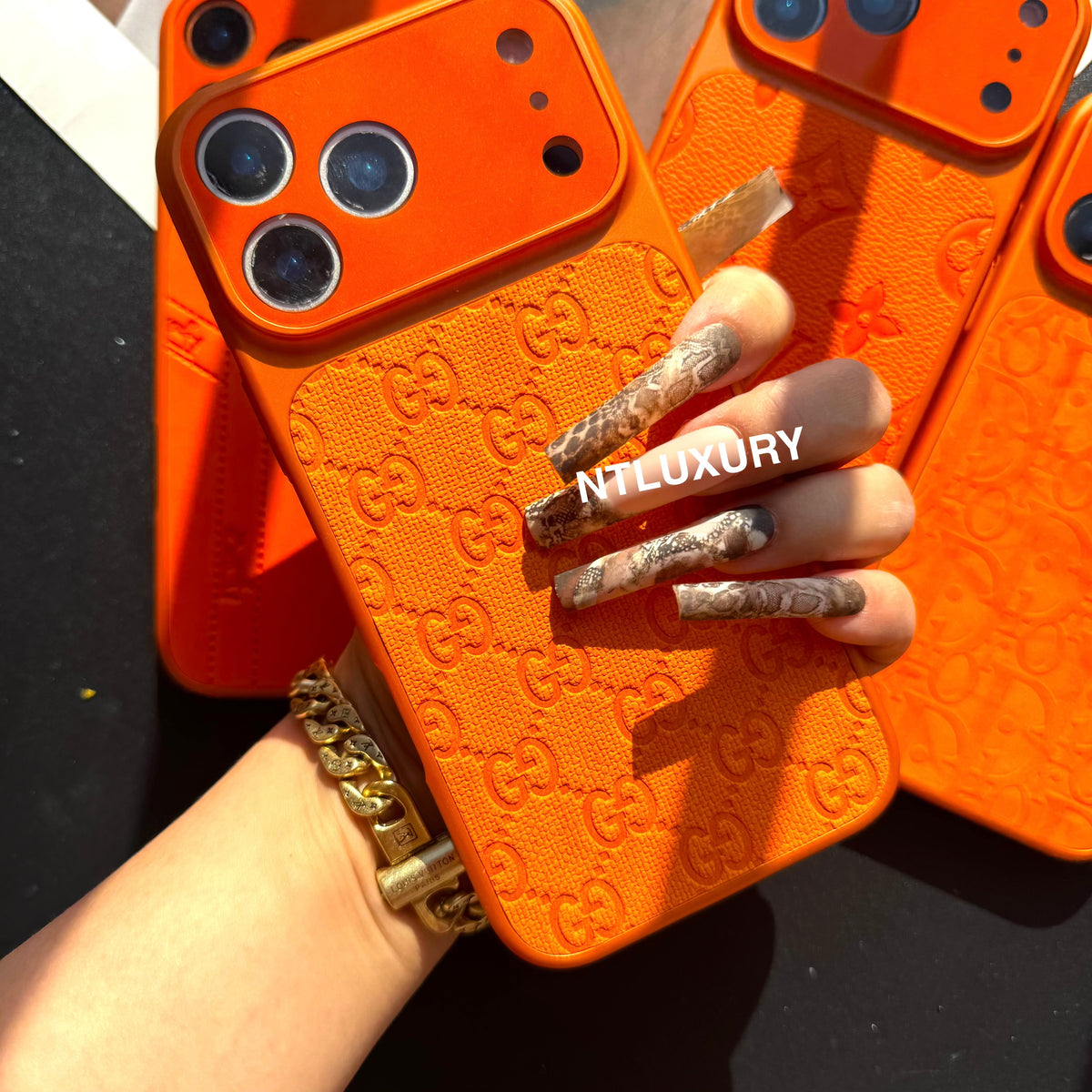 Coque de téléphone motif orange sophistiqué