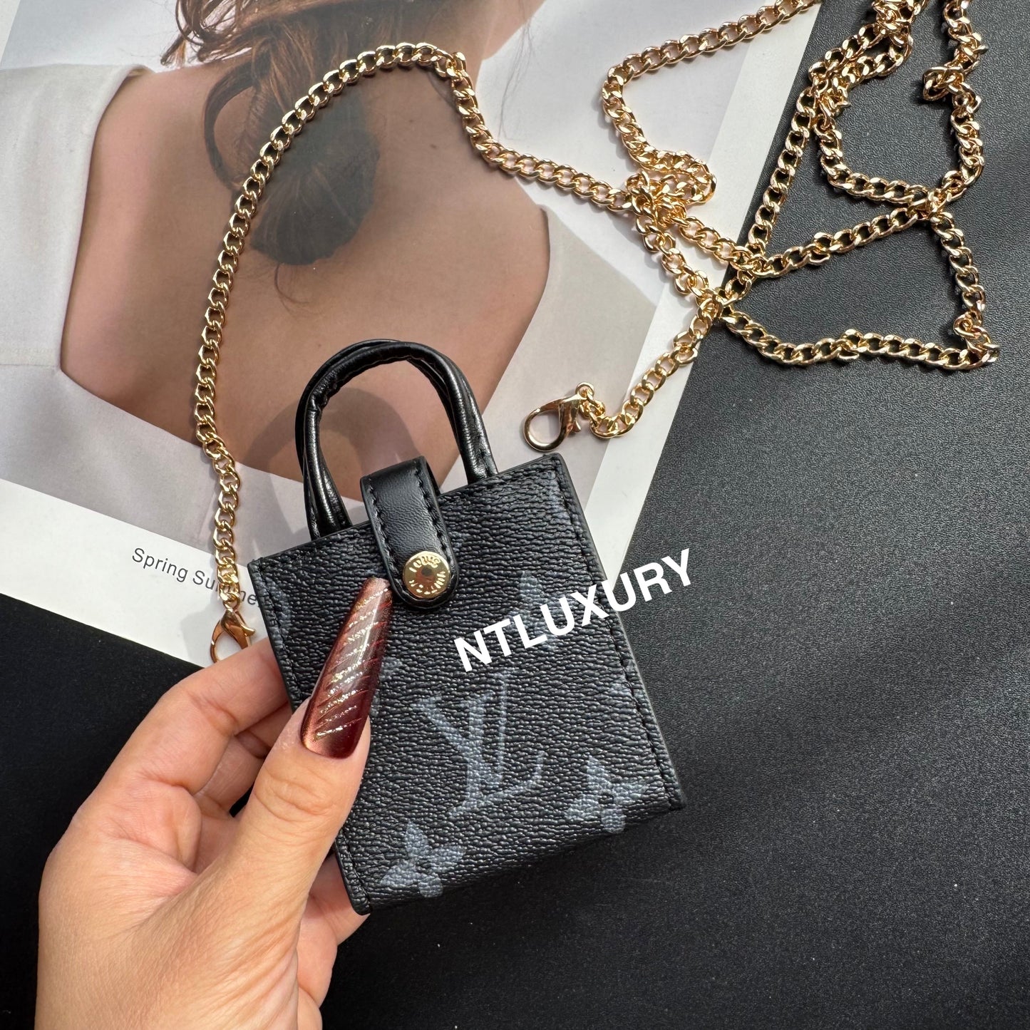 Floral Cute Love Mini Purse With Chain For All Cute Things (Black)