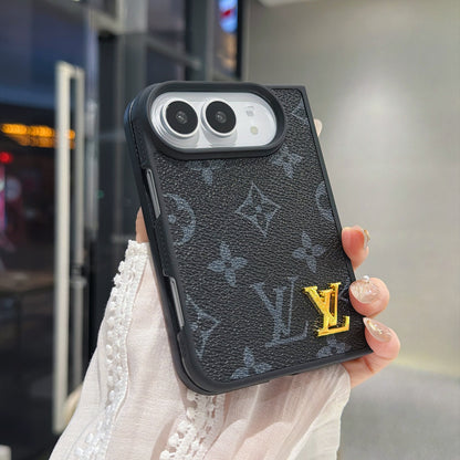 Traditional Love Phone Case For iPhone Duo With Metal