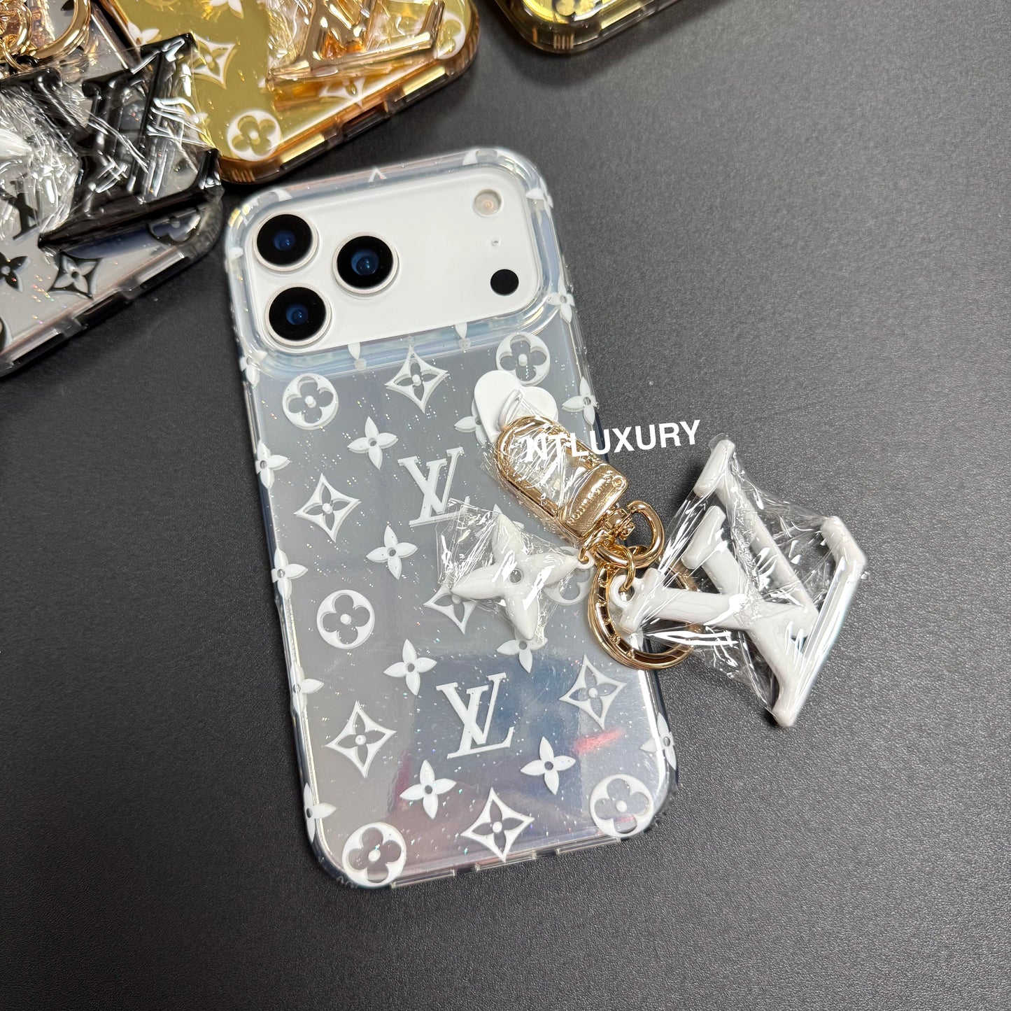 Cyber Girl Love Phone Case With Pendant