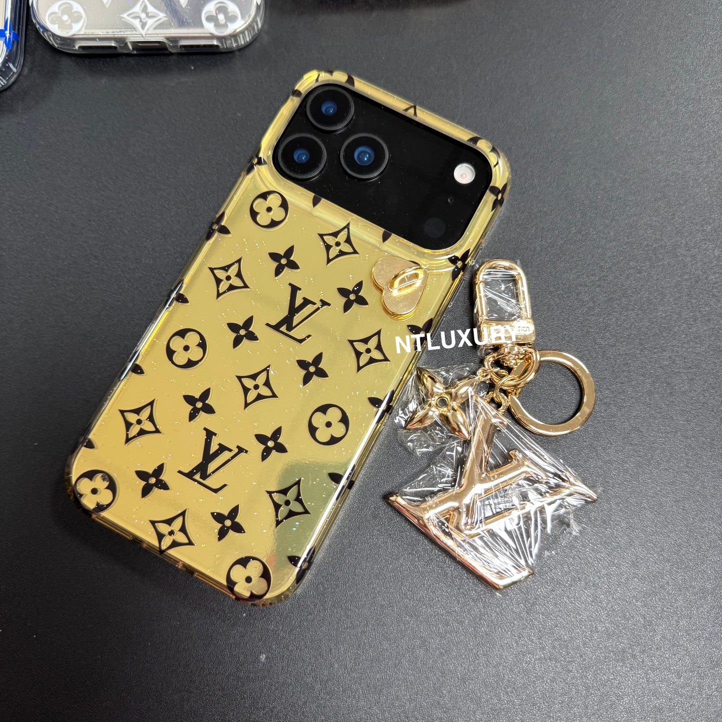 Cyber Girl Love Phone Case With Pendant