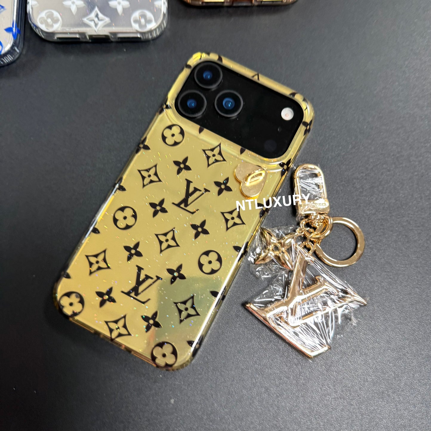 Cyber Girl Love Phone Case With Pendant