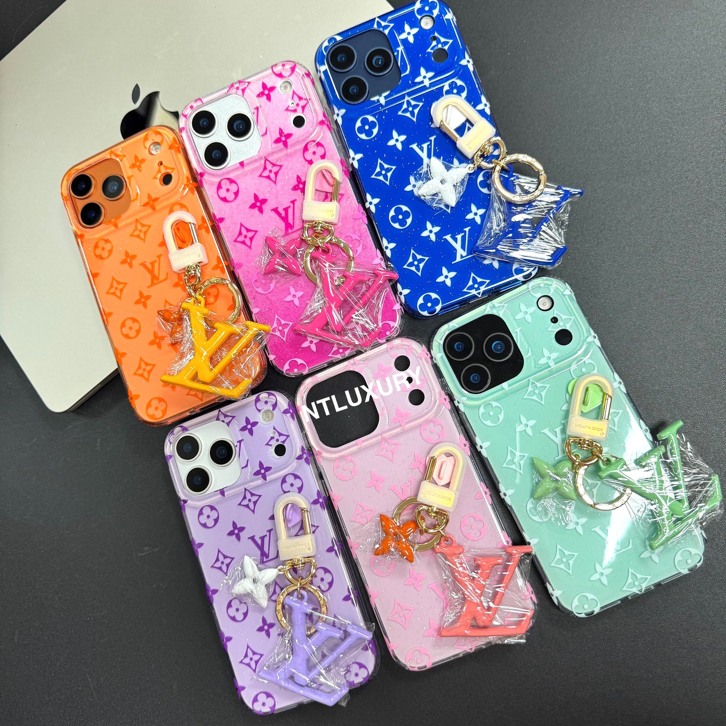 Fresh Summer Love Phone Case With Love Chain