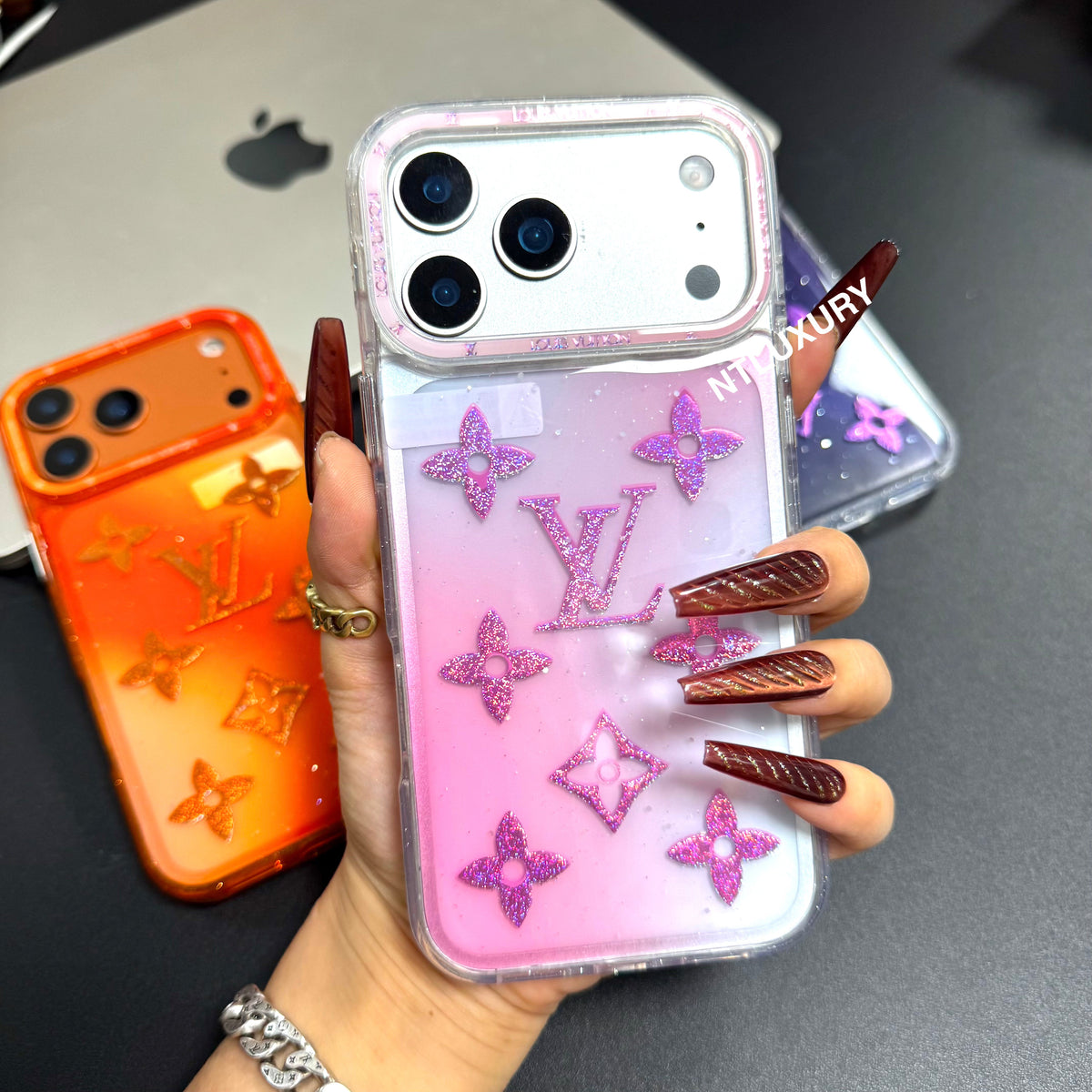 Coque de téléphone lumineuse et colorée Love