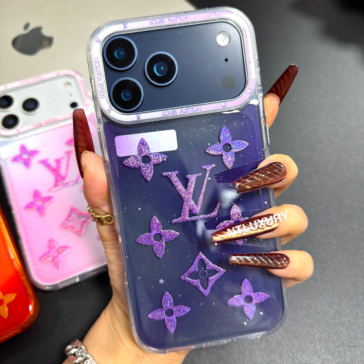 Coque de téléphone lumineuse et colorée Love