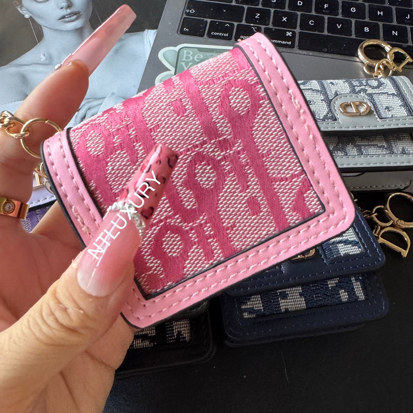 CD Design Airpods Case (Universal)
