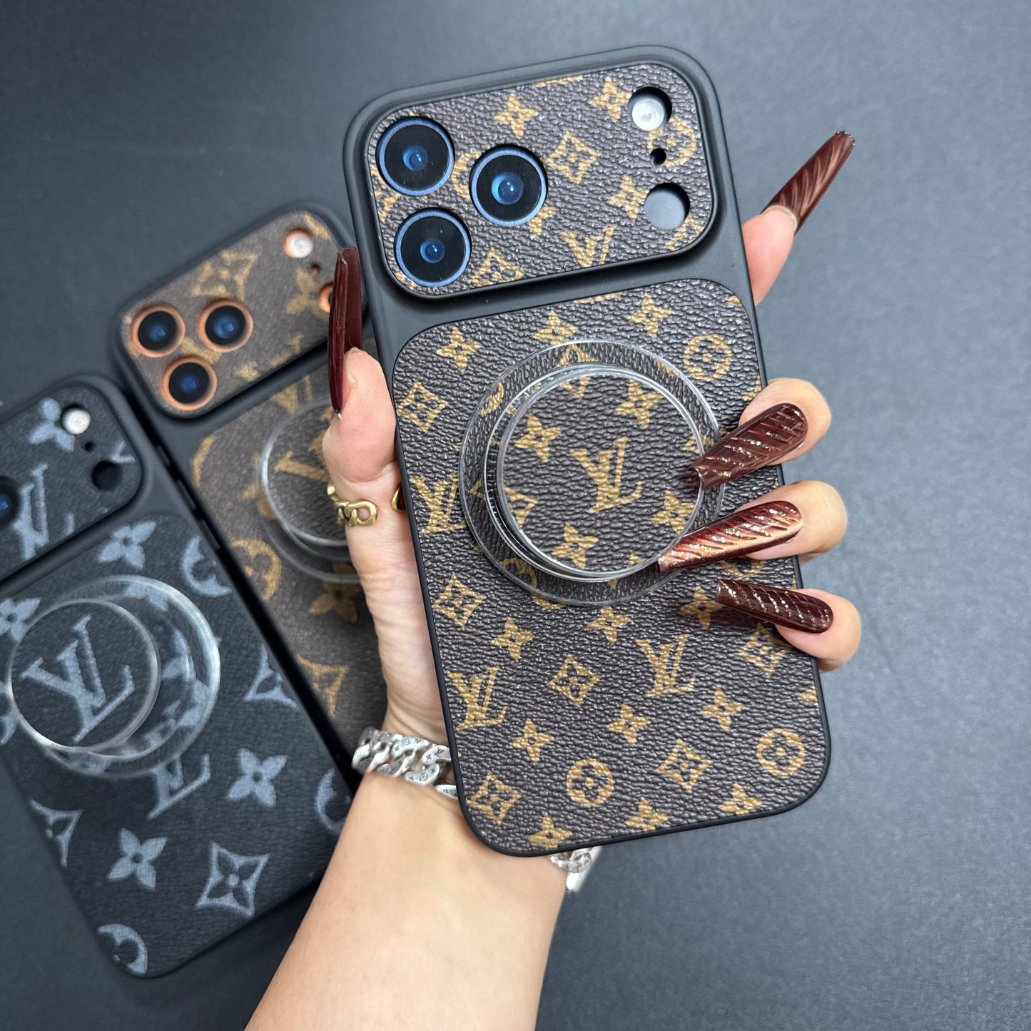 Chic Traditional Love Design Phone Case with Magsafe Holder