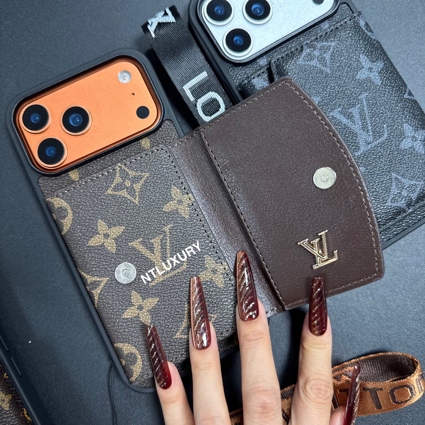 Vintage Floral Design Phone Case with Wallet