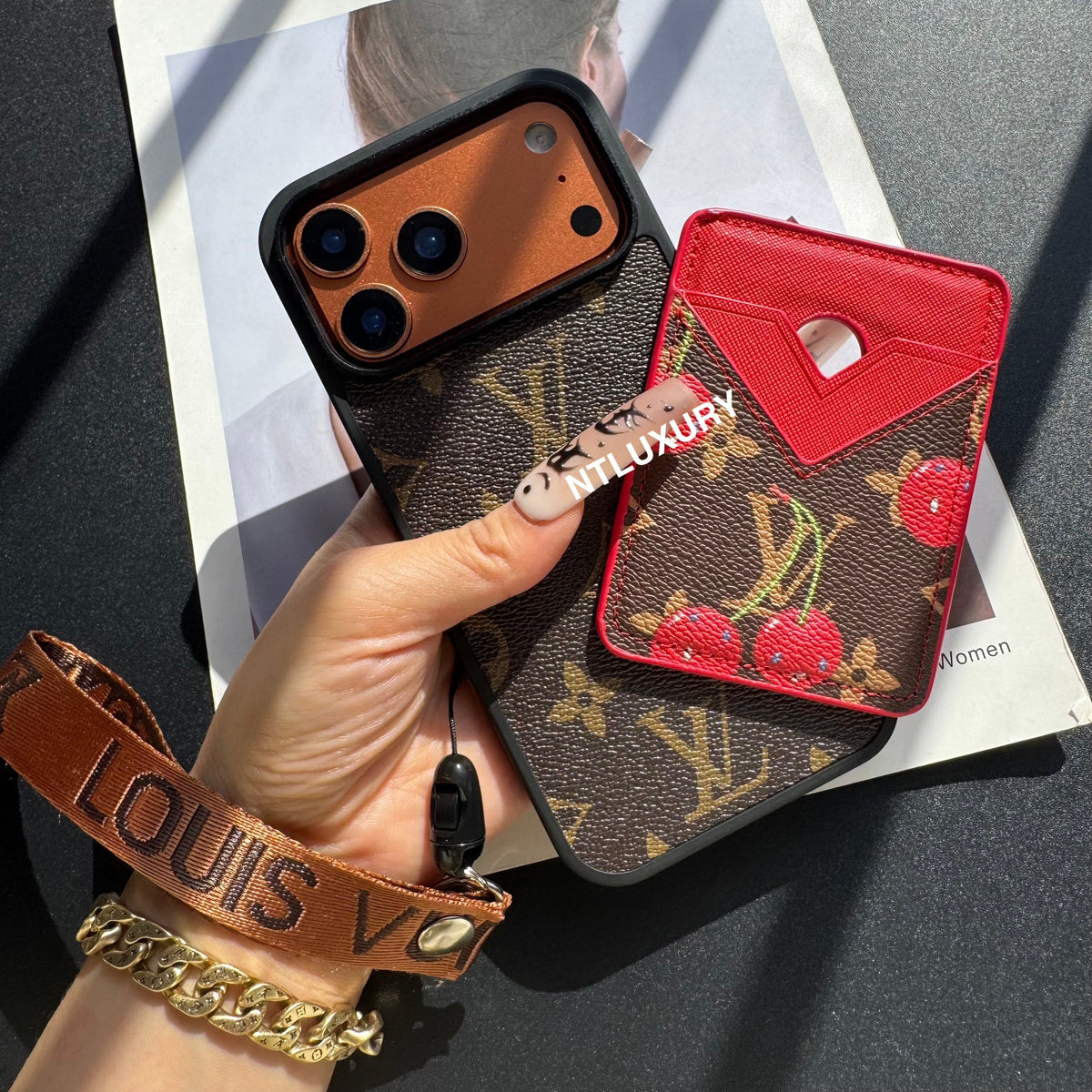 Magsafe Case with Magsafe Pocket 3 Set With Strap (Love)