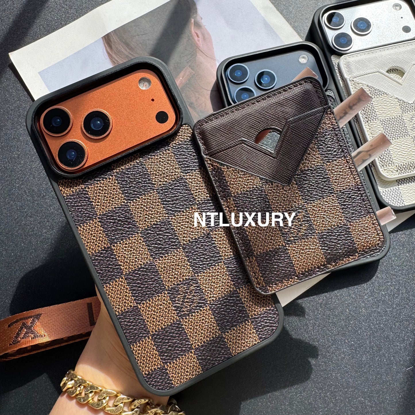 Magsafe Case with Magsafe Pocket 2 Set With Strap (Latticed Love)