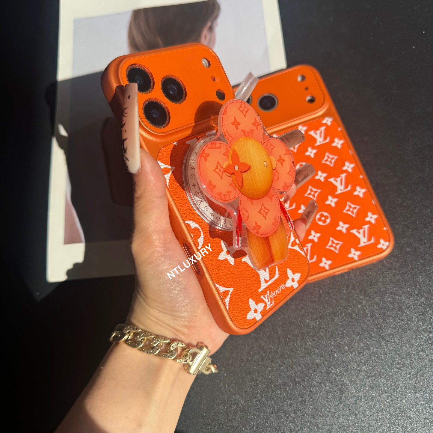 Traditional Juice Magsafe Case with Holder (Orange Love)