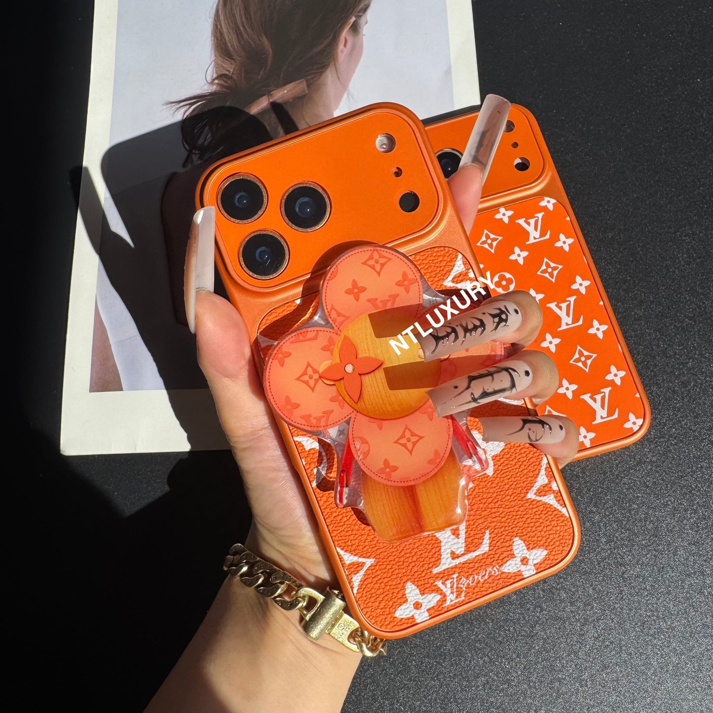 Traditional Juice Magsafe Case with Holder (Orange Love)