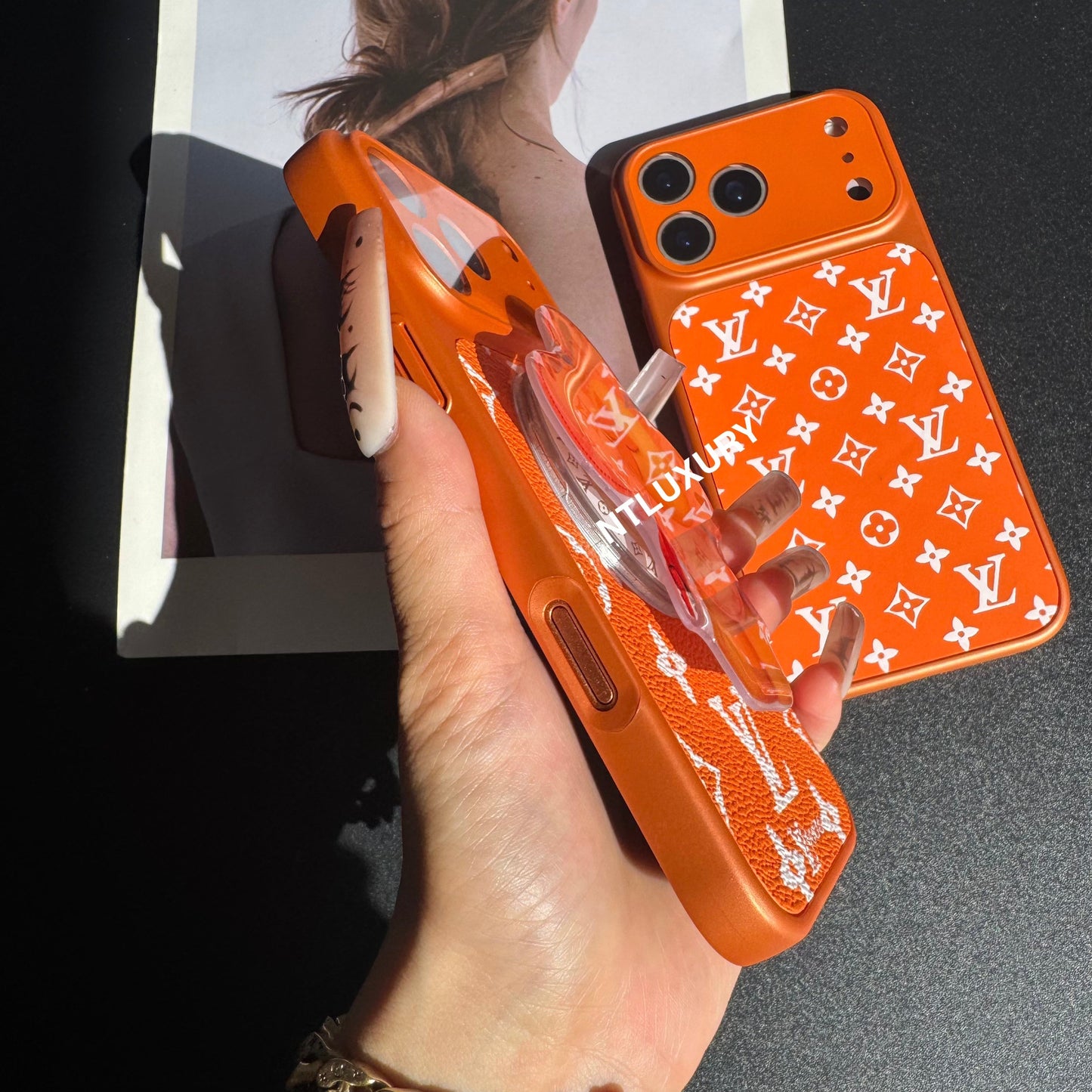 Traditional Juice Magsafe Case with Holder (Orange Love)