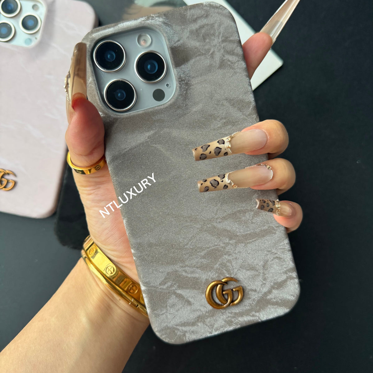 Coque de téléphone plissée, couleur changeante, design soigné