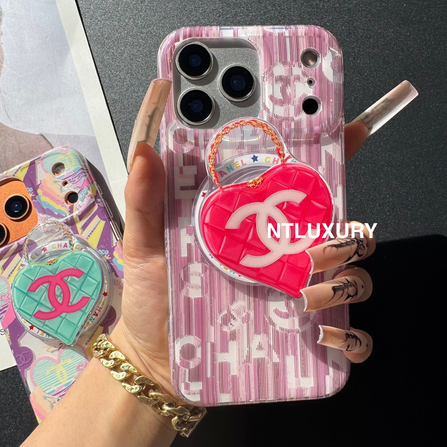Around Design Phone Case With Heart Magsafe Holder