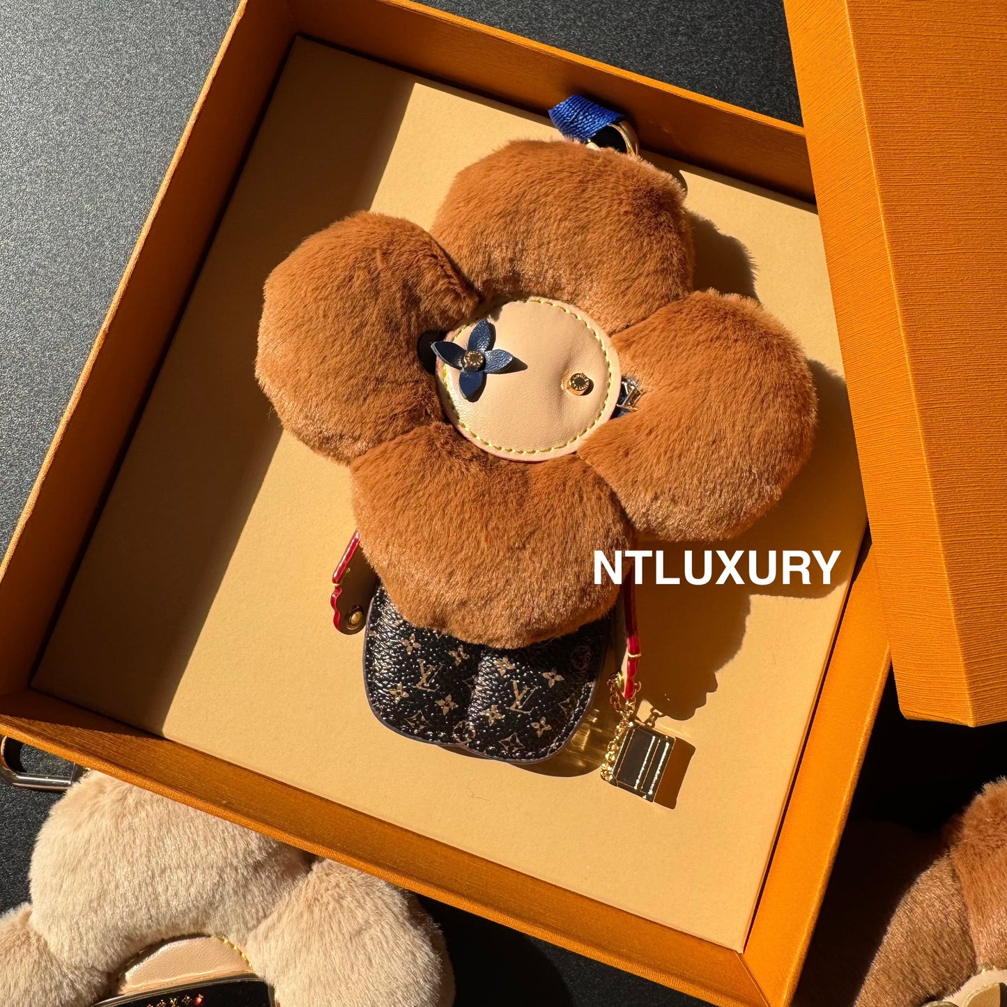 Vivian Love Doll Furry Pendant Key Chain
