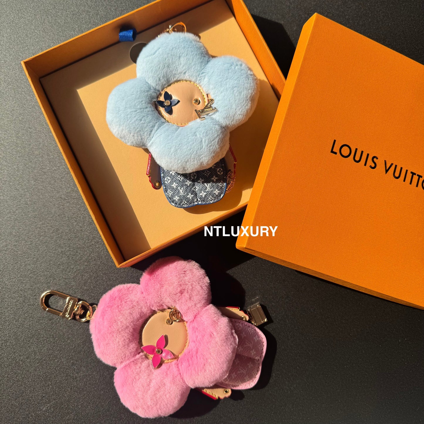 Vivian Love Doll Furry Pendant Key Chain