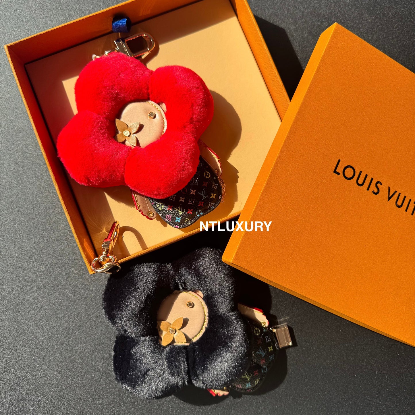 Vivian Love Doll Furry Pendant Key Chain