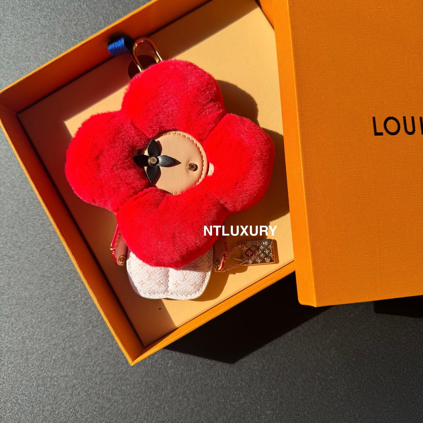 Vivian Love Doll Furry Pendant Key Chain