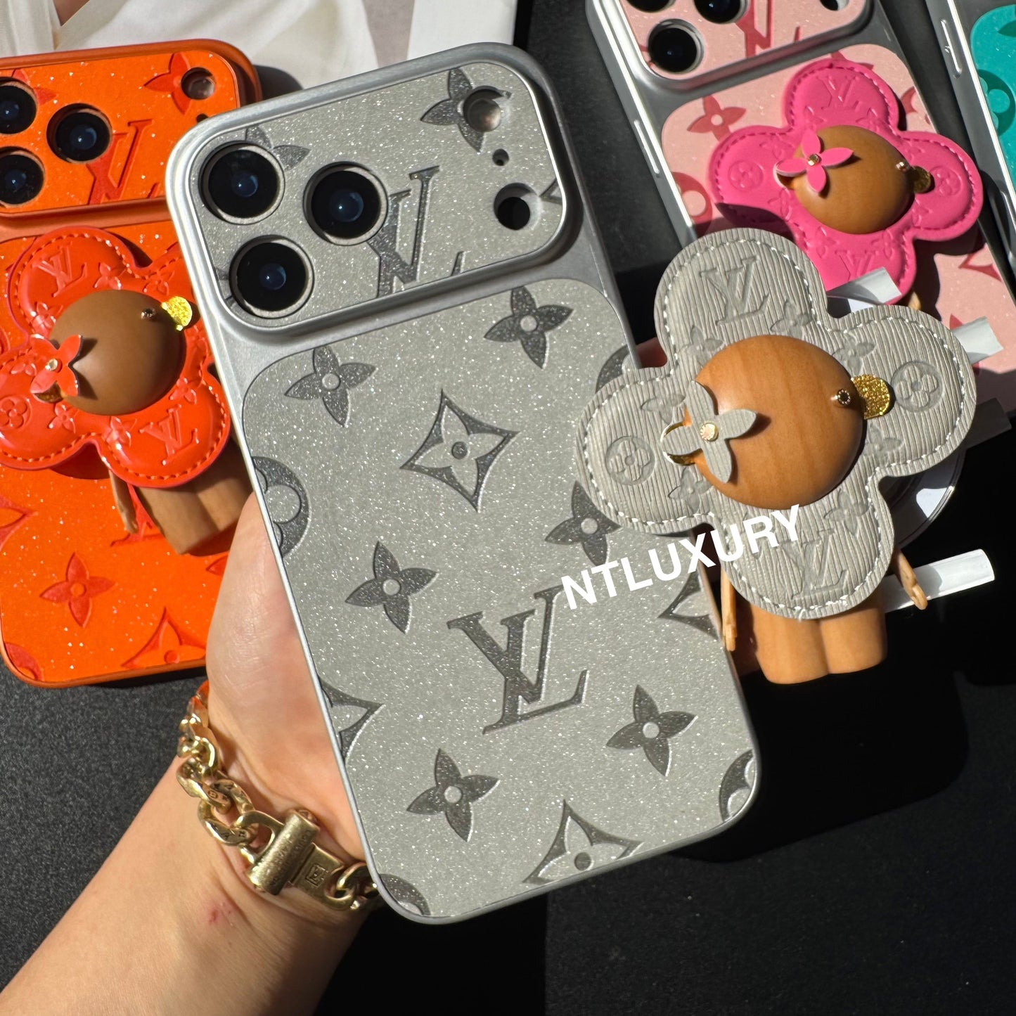 Orange Juice Glitter Love with Magsafe Holder (Wood Doll)