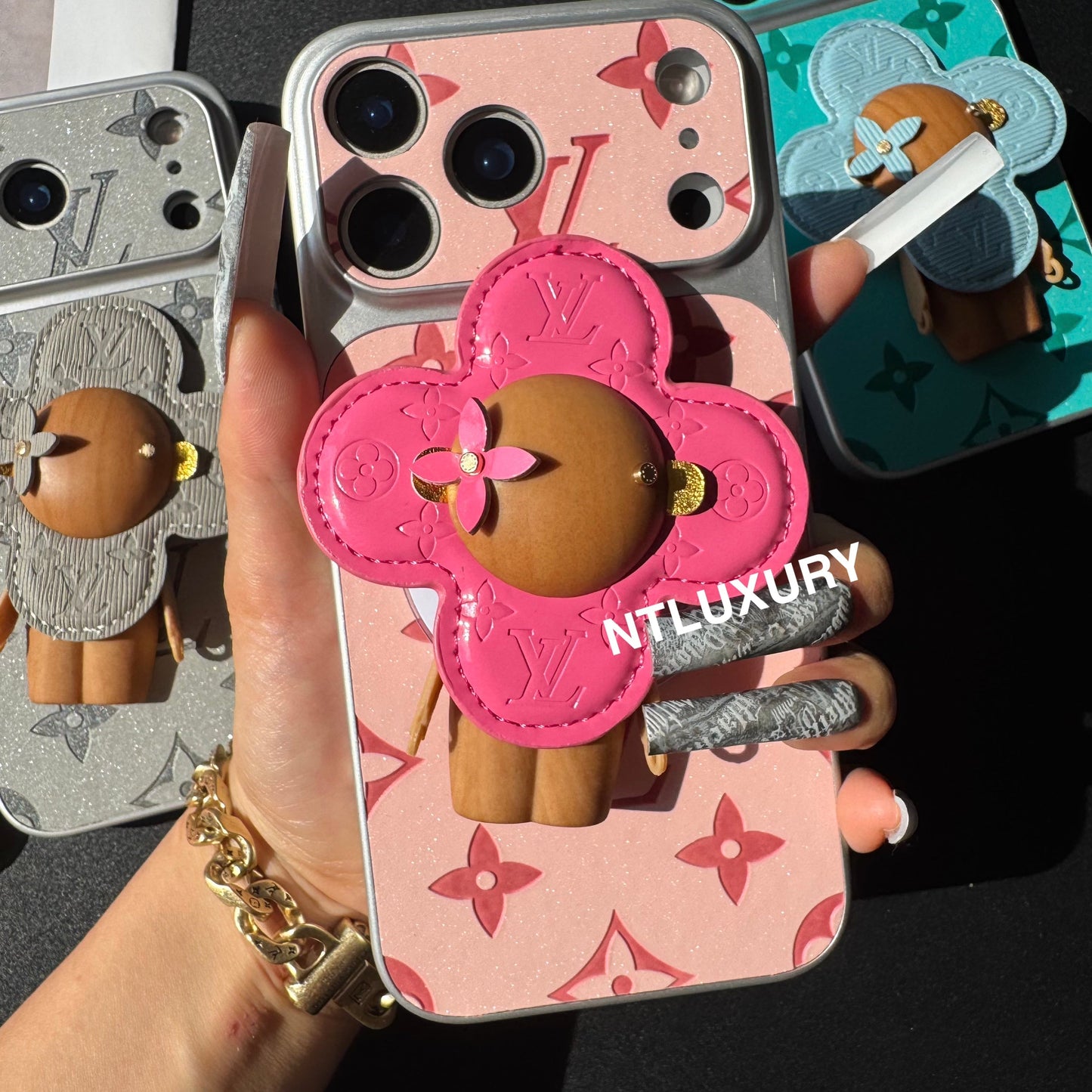 Orange Juice Glitter Love with Magsafe Holder (Wood Doll)