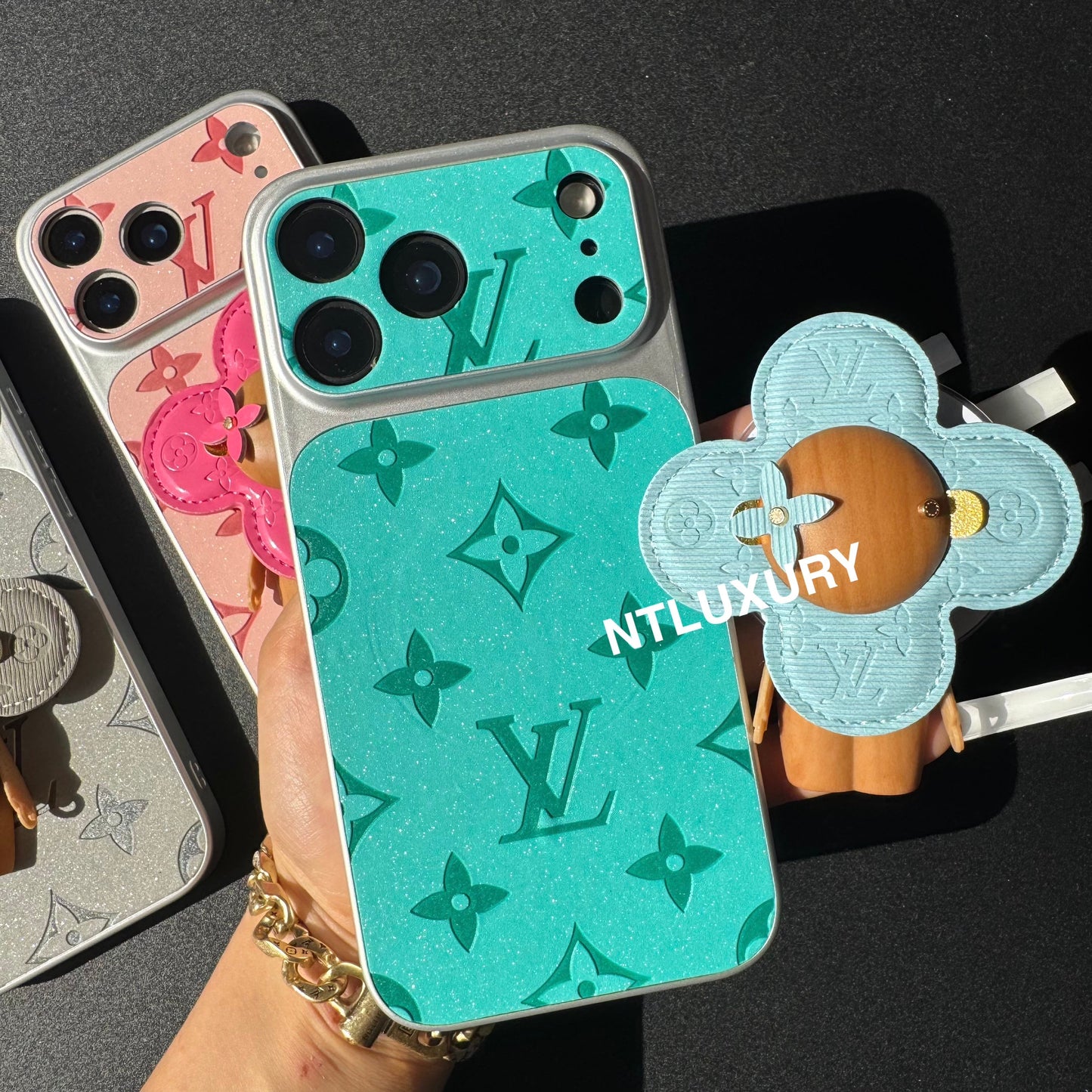 Orange Juice Glitter Love with Magsafe Holder (Wood Doll)