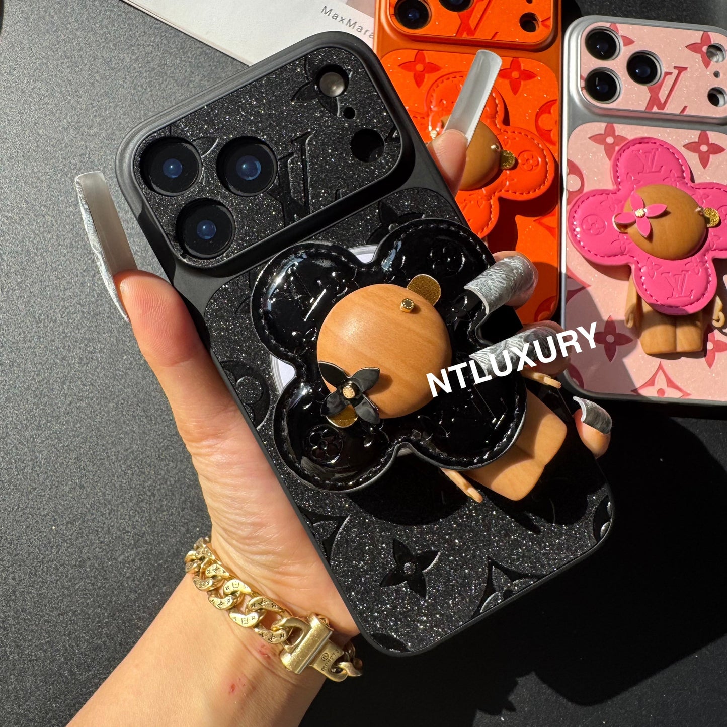 Orange Juice Glitter Love with Magsafe Holder (Wood Doll)