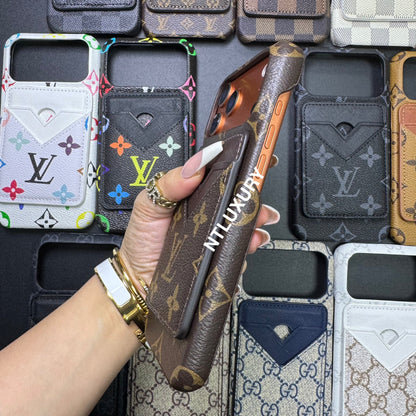 Traditional Love Magsafe Phone Case with Pocket Purse