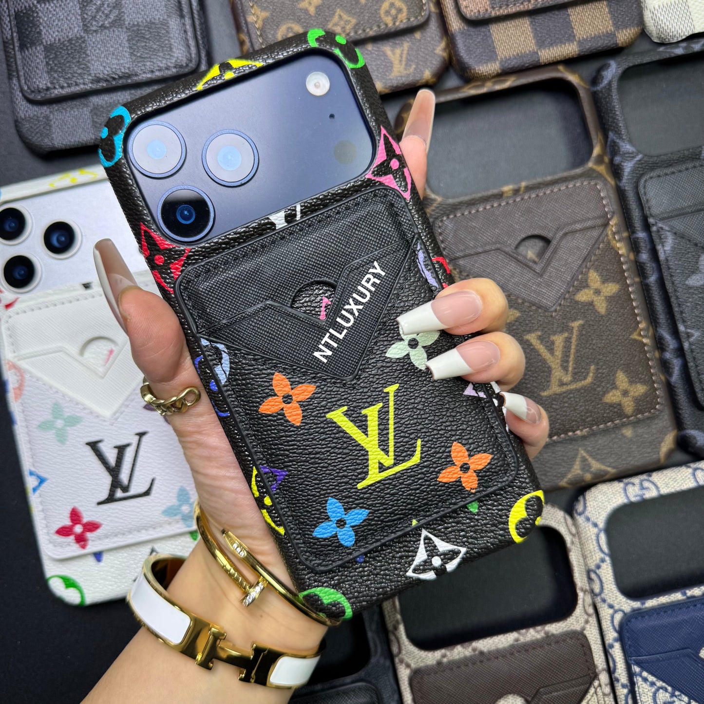 Traditional Love Magsafe Phone Case with Pocket Purse