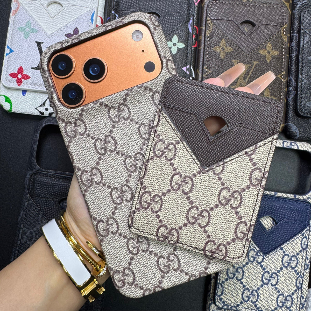 Traditional Love Magsafe Phone Case with Pocket Purse