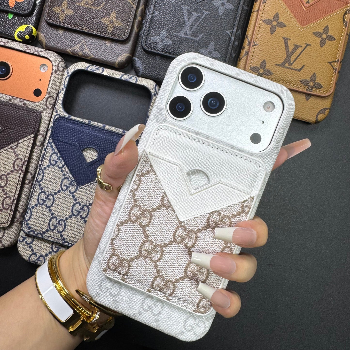 Traditional Love Magsafe Phone Case with Pocket Purse