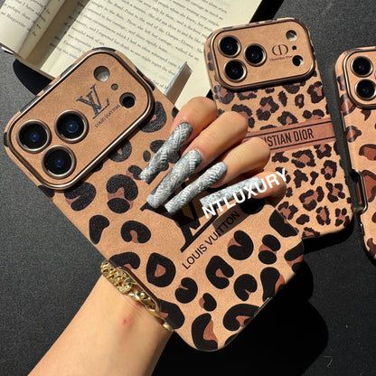 Coffee Leopard Design Love Phone Case