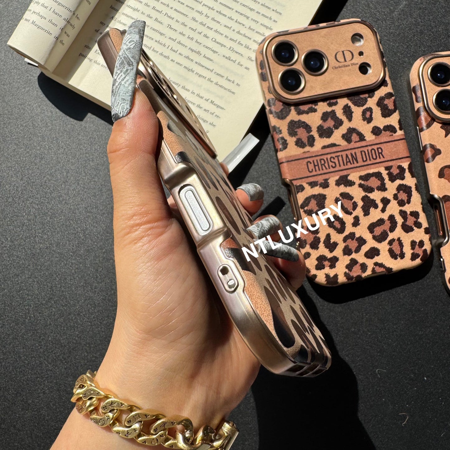 Coffee Leopard Design Love Phone Case