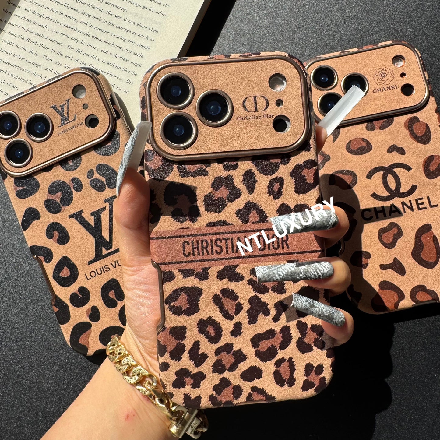 Coffee Leopard Design Love Phone Case