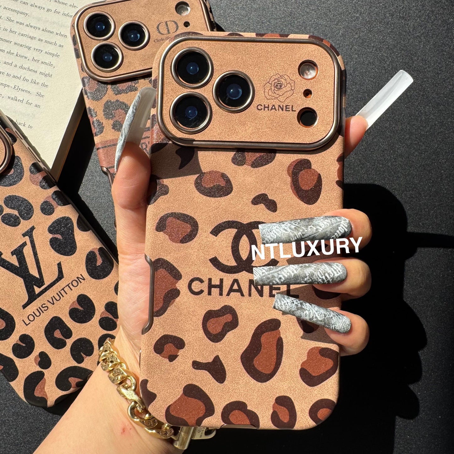 Coffee Leopard Design Love Phone Case