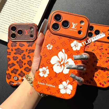 Cover per telefono arancione con design unico a forma di cuore