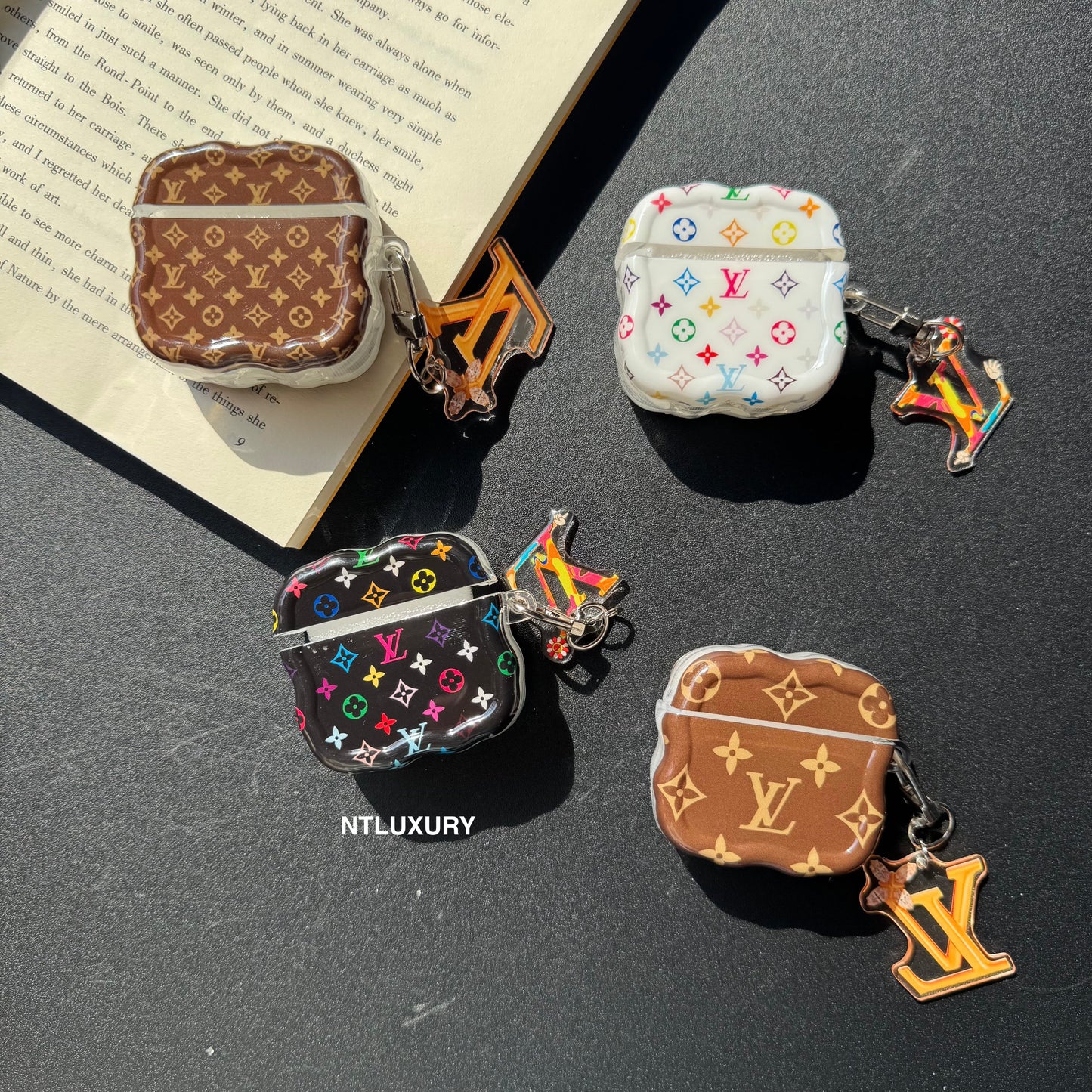 Fancy New Design Airpods Case with Pendant