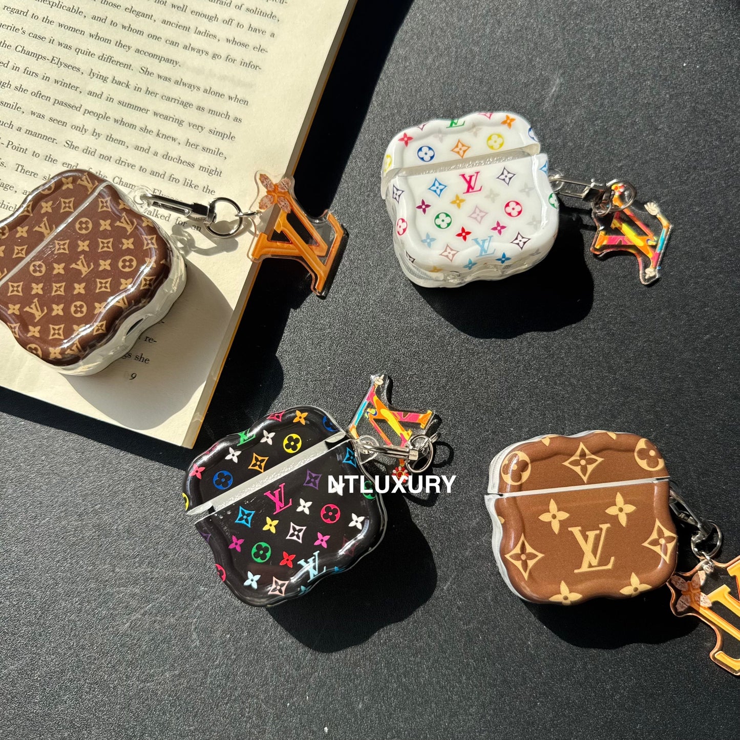Fancy New Design Airpods Case with Pendant