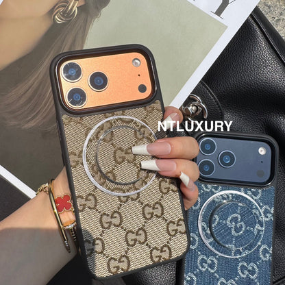 Funda de mezclilla Good Girl para teléfono con MagSafe y soporte MagSafe